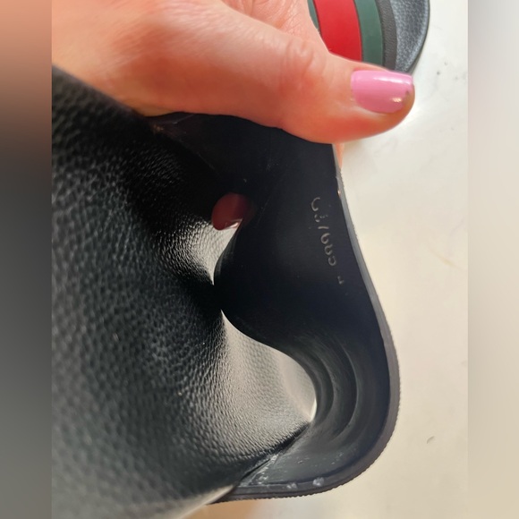 Stylish Black Slides with Red and Green Stripes - Picture 6 of 8